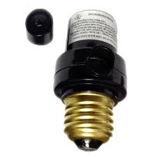 Defiant Indoor Outdoor Automatic Dusk To Dawn Cfl Light Control Black S 751b The Home Depot