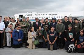 Her freedom is a devastating blow for the farc, who have lost their biggest bargaining chip in their war against the colombian government. Hostages Freed In Colombia Return Home The New York Times