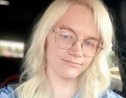 Bott Projects :: Photos, videos, logos, illustrations and branding ::  Behance