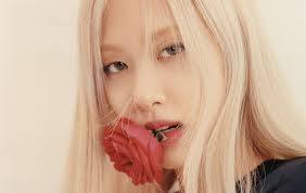 Not the real / ygfamilys. Blackpink Rose Effortlessly Garners 15 Million Likes On Instagram Reveals She Received Support From Jennie Lisa And Jisoo Kpopstarz