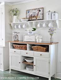 And if you're envisioning a space that holds so many points of interest, you'll need to know the necessities. Finding The Heart Of The Home Town Country Living