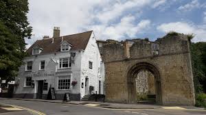 File L Eglise St Mary Et Le White Horse Pub Jpg Wikimedia Commons