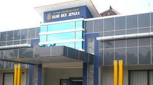 With more than 18 million accounts, it is thailand's largest the bank is a publicly listed company and among the top five companies in terms of size listed on the. Bpr Bkk Jepara Ditarget Raup Laba Rp 11 Miliar Murianews