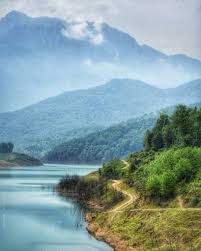 گیلان، رودبار، دریاچه سد شهر بیجار با نمایی از کوه زیبای درفکاینج ...