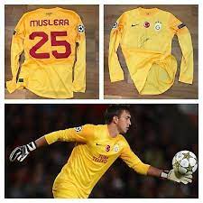 Néstor fernando muslera micol (spanish: 12 13 Nike Galatasaray Champions League Trikot Forma Gk Jersey Uruguay Muslera Eur 1 500 00 Picclick De
