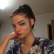 Itsyeli On Instagram Lol Tried To Do Smth Inspired By Blue Exorcist But It Flopped So Bad Bc I Cant Draw Flames For Shit Blue Exorcist Pretty People Makeup