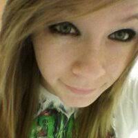 Danielle Hood (@_ThatGirlDani_)