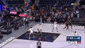 [Highlight] Donte DiVincenzo with a Crazy One-handed Putback Dunk Over  Brandon Ingram and Jonas Valanciunas