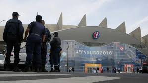 Francia abrió la temporada 2021/2022 en el viejo continente en una ligue 1 donde igualmente pudimos ver el regreso de los fans a las tribunas de toda francia. Inicidentes En Torno Al Parque De Los Principes Antes Del Turquia Croacia