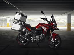 Benelli trk 251 dilengkapi dengan suspensi depan upside down 41mm dan rem cakram 280mm 4 kaliper dengan abs 2 kanal. Trail De Uso Diario La Benelli Trk 251 Ya Esta En Argentina