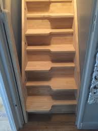 Escalier A Pas Japonais Pour Gagner De La Place Escalier Gain De Place Pour Espaces Reduits Esc Escalier Gain De Place Escalier Japonais Escalier Escamotable