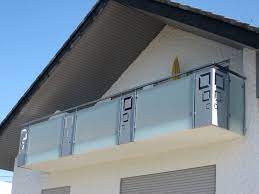 Gelander Mit Glas Und Blech Glass Balcony Balcony Railing House Front Gate Gulfstudies Info Balcony Railing Design Balcony Grill Design Balcony Glass Design