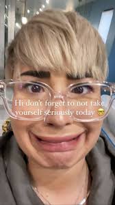 This is mean but it looks like michael j fox cut her hair. Demi Lovato Now Has A Blonde Bowl Cut And She Looks Like A Completely Different Person