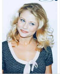 Emilie de Ravin