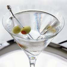 The Dry Martini Cocktail You Should Know How To Make Recipe Classic Martini Grey Goose Martini Martini Recipes Vodka