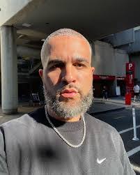 Chris Cali's Instagram, Twitter & Facebook