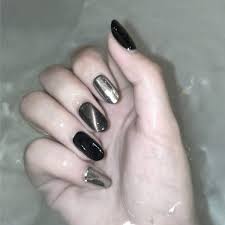 Black and gold acrylic nail tutorial video by naio nails. Asooll 24pcs Acrylic Cat Eye Fake Nails Full Cover Shiny Mirror Black Gold False Nails Wedding Shopping Nightparty On Nails For Women And Girls Amazon In Beauty