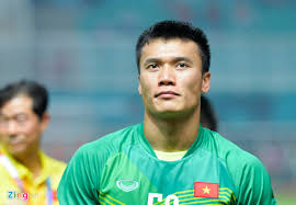 Bùi tiến dũng (sinh ngày 28 tháng 2 năm 1997) là thủ môn bóng đá người việt nam đang thi đấu trong màu áo tphcm tại v.league 1. Thá»§ Mon Bui Tiáº¿n DÅ©ng Hoan Táº¥t Dream Team Cá»§a Clb Ha Ná»™i