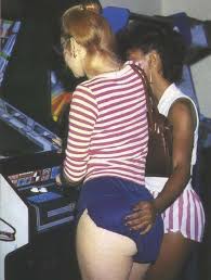 This photo had to be the inspiration for San Junipero, right? :  rblackmirror