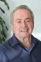 Primary candidates target schools