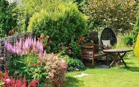 This simple, yet sophisticated design creates a striking focal point in a serene environment. 52 Interesting And Unusual Garden Ideas For Decorating A Summer Cottage My Desired Home