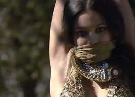 Águila Roja" Gonzalo huye de la villa (TV Episode 2013)