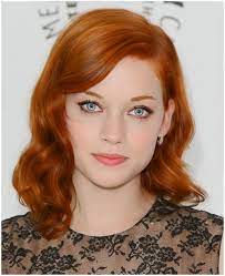 It's as unsanitary as it sounds and the breakout will not heal properly makeup guru bobbi brown has said that brushes that are used around the eyes should be cleaned at least twice a month while all others can be. Jane Levy To Do List Rotes Haar Mittellange Haare Haarfarben
