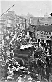 Black August In The Park Durham 27th August 1904 The Lifeboat Parade Turning Into Park Lane From Holmeside Laidler Robsons Co Furniture With Images Victorian Buildings Search And Rescue Park Lane