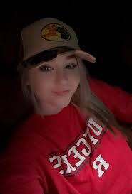 Alyssa Mickelson's Instagram, Twitter & Facebook