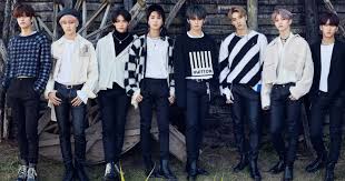 Hwang hyunjin (황현진, hwang hyun jin) born: Stray Kids Stay Fans Grow Up Together Interview