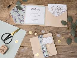 Einladungen für geburtstag, kindergeburtstag, jubiläum, klassentreffen, hochzeit, weihnachtsfeier und weitere grusskarten, danksagungen oder private briefe mit eigenen fotos online erstellen. Pin Auf Marchenhochzeit Alles Rund Ums Heiraten