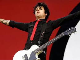 Green Day S Billie Joe Armstrong Reacts To Accusation Of Using F Word On Stage Metalhead Zone Billie joe armstrong has issued a statement regarding an acrobat who died performing at the mad cool festival in spain saturday night. green day s billie joe armstrong reacts