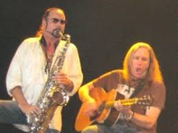 The traditional features a very thin tip, promoting maximum vibrations (and a very dark, pure sound). Back Stage With Alto Reed World Exclusive Youtube