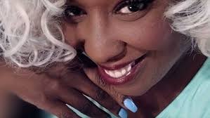 Studio 202 covers reality show, Queen Size Love