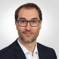 500+ perfiles de «Dannecker»