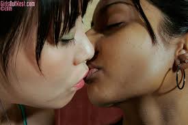 Amateur interracial lesbians AmyChi and Zasha - Girls Out West