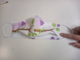 Zascitna Maska Za Obraz Prenesite Si Brezplacen Kroj Www Sivalni Stroji Si Sleep Eye Mask Mask Eye Mask