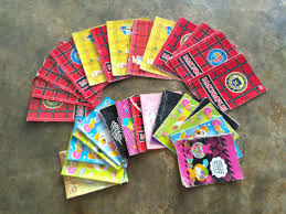 Untuk itu, kamu perlu menambahkan sedikit dekorasi dengan memasang hiasan dinding. Cara Membuat Hiasan Kamar Dari Kertas Buku Tulis Ideku Unik