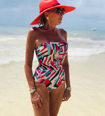 Check spelling or type a new query. La Razon Por La Que Laura Bozzo Usa Bikini A Sus 67 Anos Infobae
