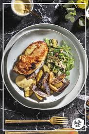 Zelfgemaakte Kip Cordon Bleu Recept Hellofresh Recept In 2020 Kip Cordon Bleu Koken Gebakken Groenten