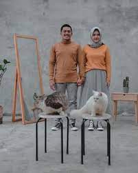 Entdecke rezepte, einrichtungsideen, stilinterpretationen und andere ideen zum ausprobieren. 49 Ide Prewedding Hijab Di 2021 Fotografi Pengantin Pose Perkawinan Foto Perkawinan