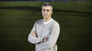 Hernán jorge crespo is an argentine professional football coach and former player who is the current manager of brazilian club são paulo. Hernan Crespo Facebook