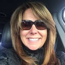 Mia Blank's Instagram, Twitter & Facebook