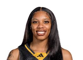 Kaitlyn Bryant's Instagram, Twitter & Facebook