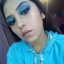 Abril Espinoza's Instagram, Twitter & Facebook