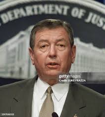 63 Laura Darrell Photos & High Res Pictures