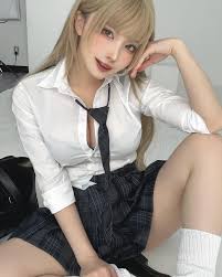 alt