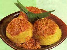 Cara membuatnya mudah dan praktis. Resep Ketan Serundeng Khas Betawi