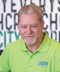 Sandy Sierra's Instagram, Twitter & Facebook