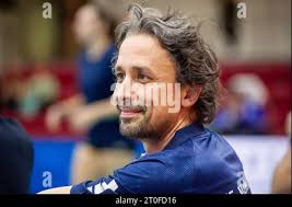 Stuttgart, Deutschland. 06th Oct, 2023. Konstantin Bitter (Trainer Allianz  MTV Stuttgart), Auszeit, Ansprache an das Team Allianz MTV Stuttgart